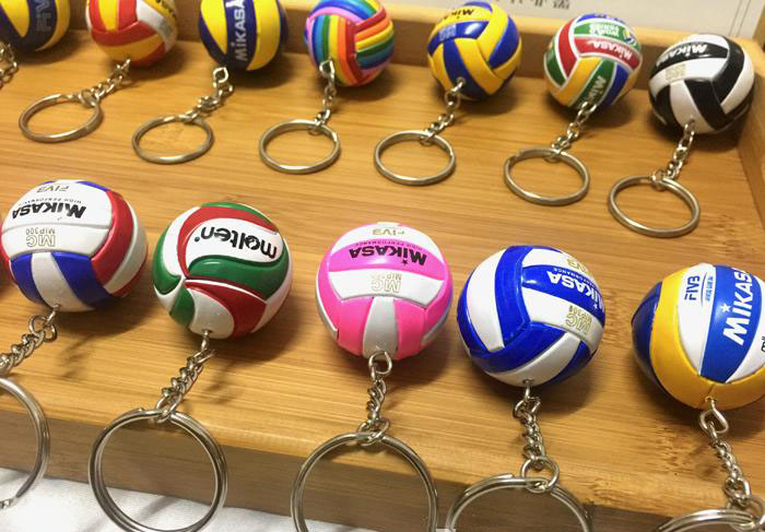 2pcs-mini-pvc-volleyball-keychain-sport-key